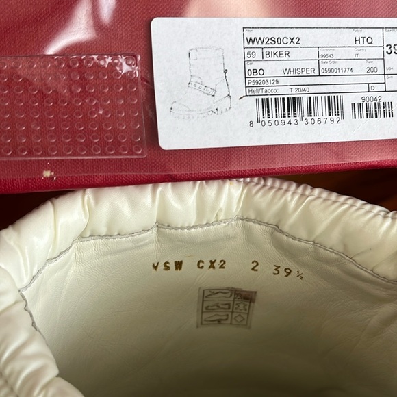 VALENTINO GARAVANI Rockstud Leather Biker Snow Winter Boots White Size 40, NEW - Picture 8 of 17